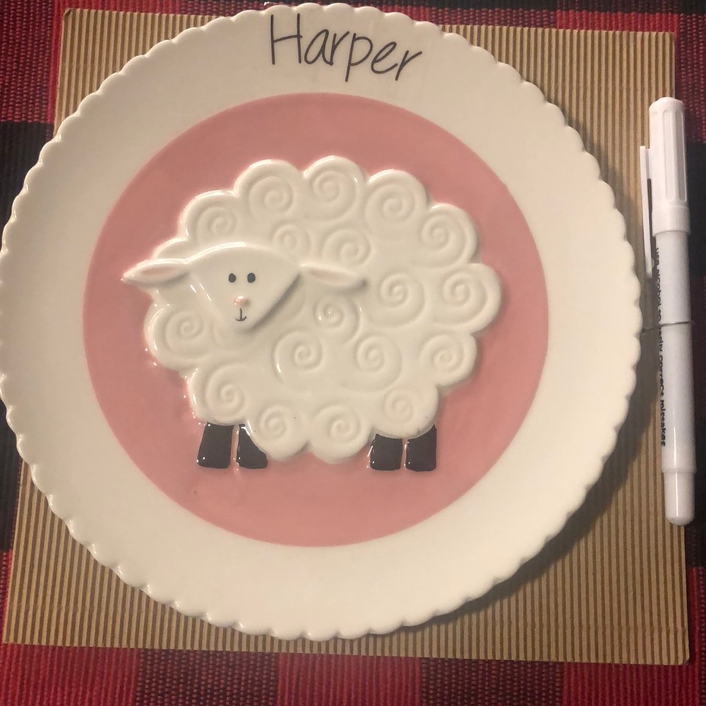 Personalized plate for a girl